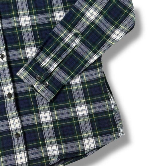 NWT L.L. Bean Scotch Plaid Shirt Women’s Reg S Relaxed Gordon Green Cotton $99 - Picture 5 of 10